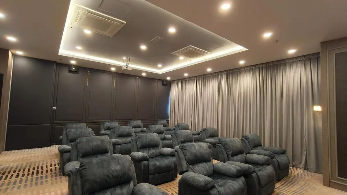 Joan'S Hideout Sky Trees Serviced Apartment 4 Pax Jb Aeon Bukit Indah 新山 0*,  马来西亚