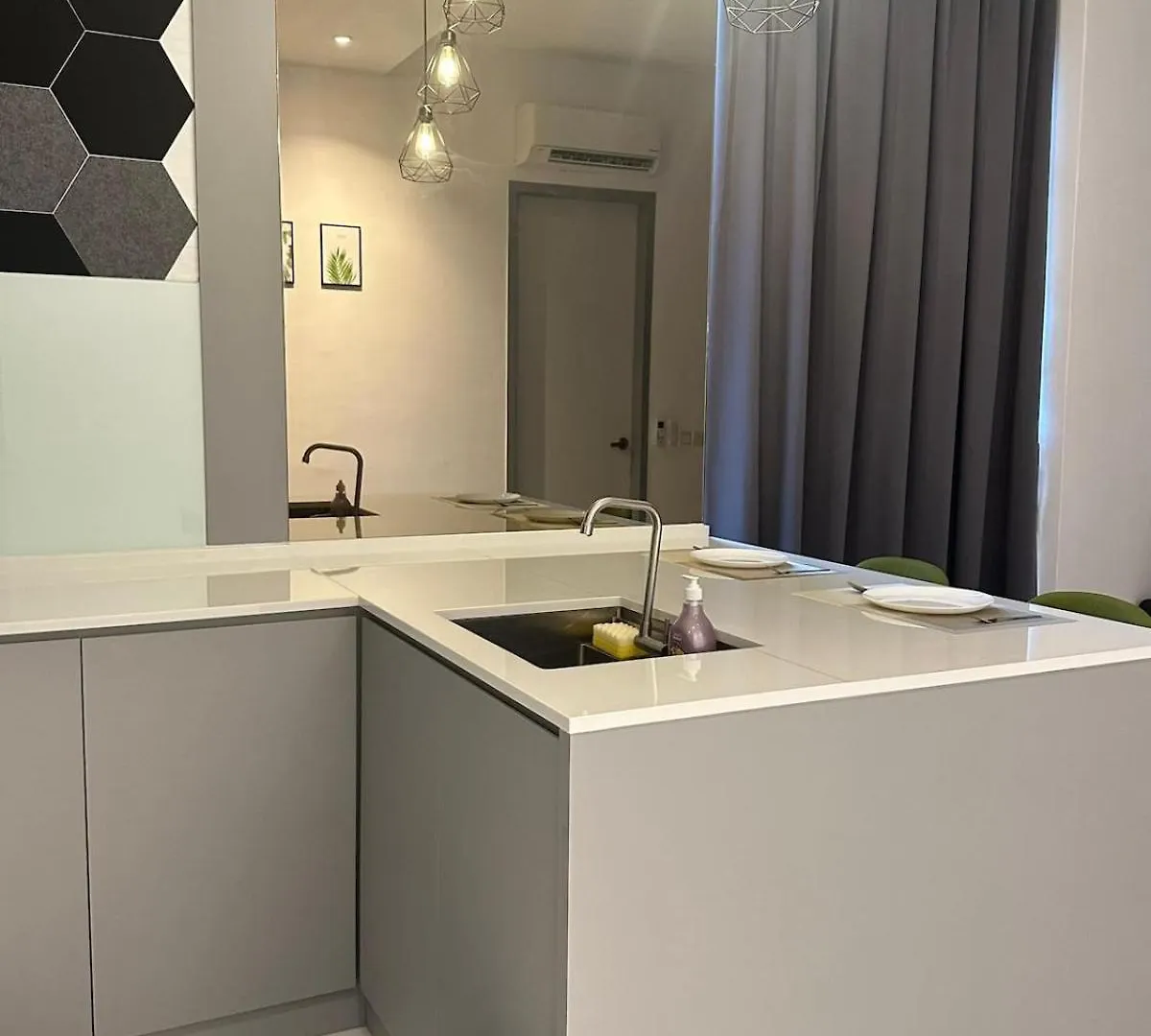 Joan'S Hideout Sky Trees Serviced Apartment 4 Pax Jb Aeon Bukit Indah 新山 0*,