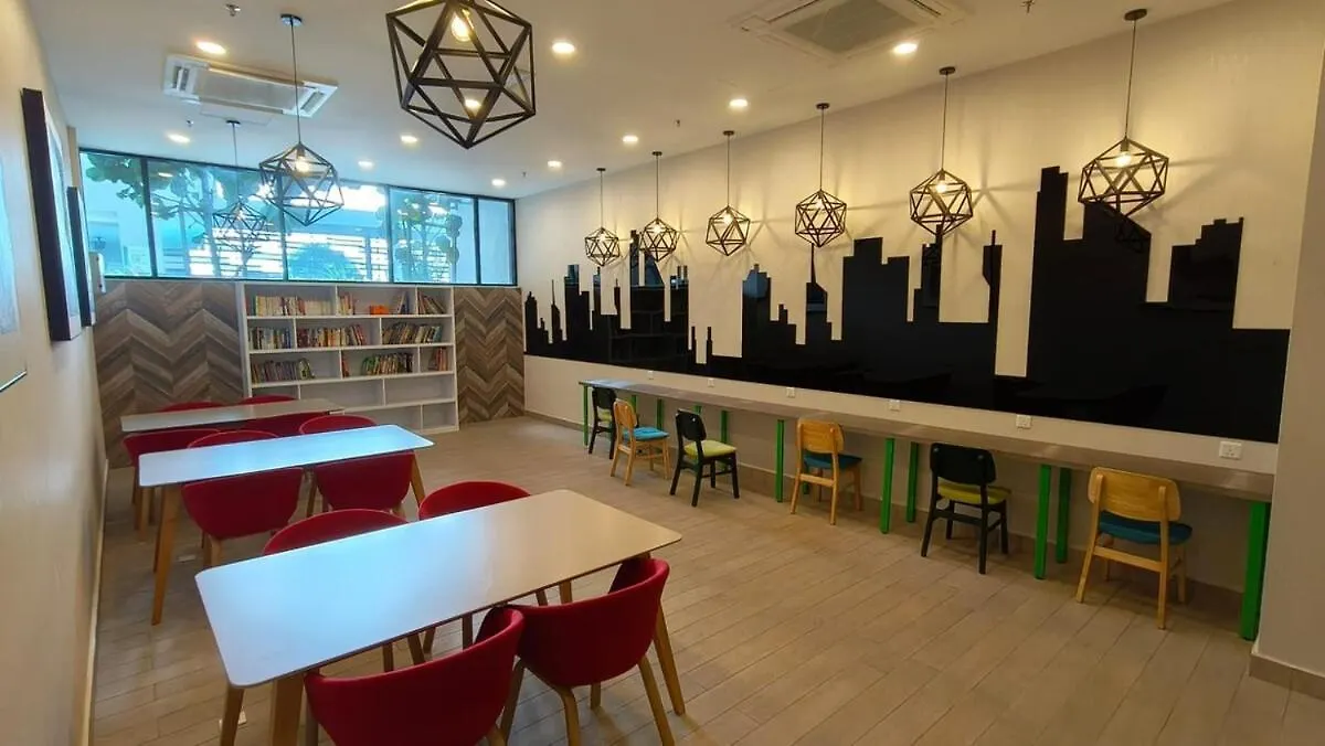 Joan'S Hideout Sky Trees Serviced Apartment 4 Pax Jb Aeon Bukit Indah 新山